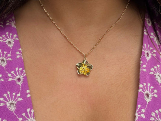 Hibiscus Necklace