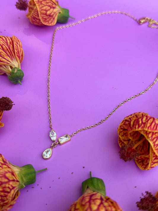 Sola Necklace